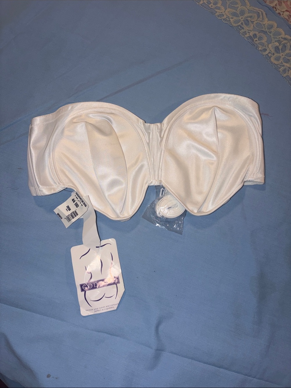 Strapless  with straps White Satin Bridal Bra - new 44DD